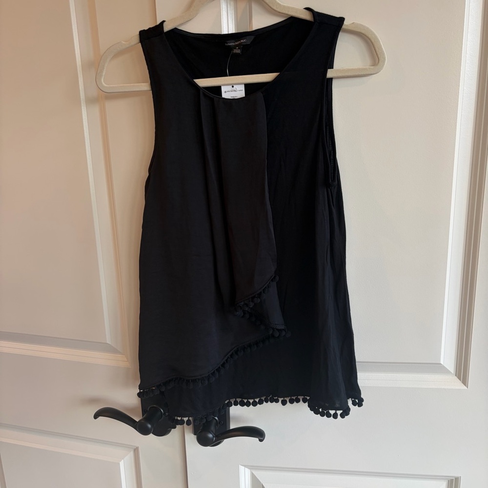 Banana Republic Black Sleeveless Pom-Pom Trim Top Size S - Picture 3 of 8